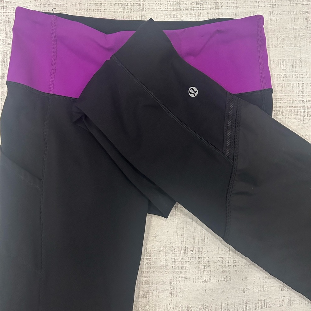 Lululemon water resistant bottom Leggings